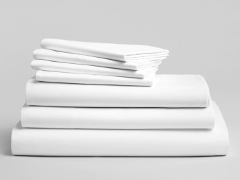 Комплект постельного белья полульняной 1.5-спальный, цвет белый